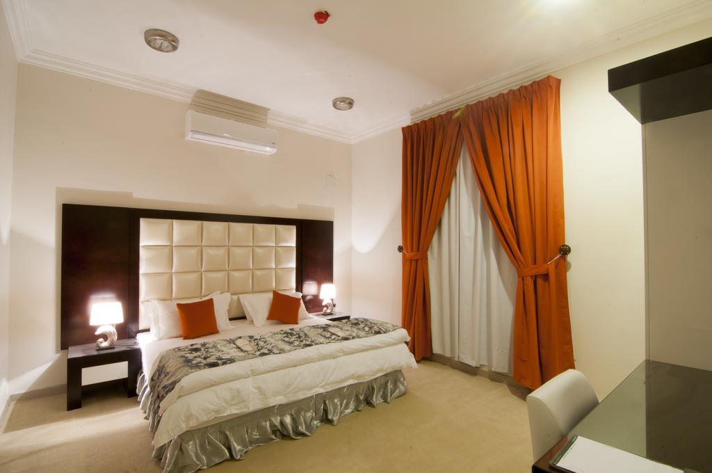 Terhal Hotel Suites Ha'il Bagian luar foto