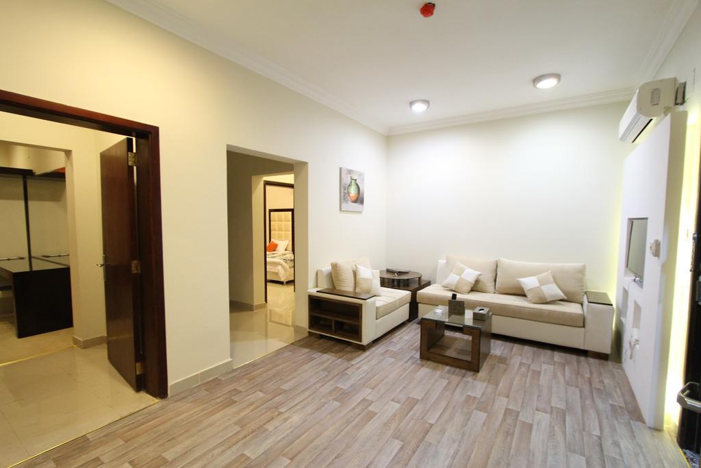 Terhal Hotel Suites Ha'il Bagian luar foto